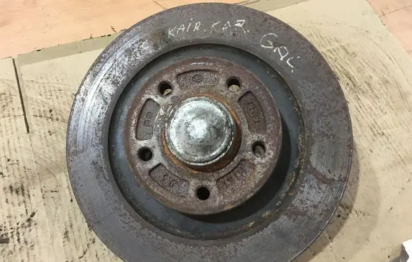 Renault Laguna III Rear wheel hub