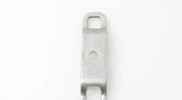 Mazda 3 Fuel Injector clamp holder HF0113256