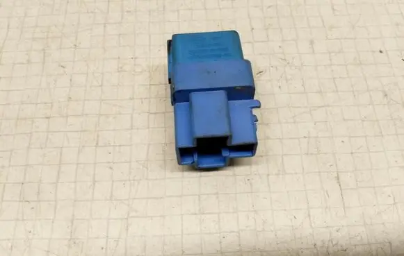 Nissan Primera Other relay 252309F900 4RA94001065