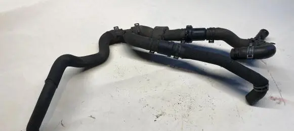 Audi A6 S6 C6 4F Engine coolant pipe/hose