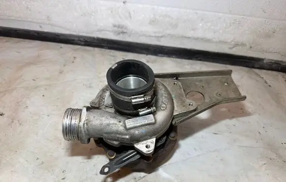 Volvo S60 Turbo 31219698 7577792