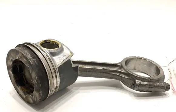 Volkswagen Transporter - Caravelle T6 Piston with connecting rod 04LA