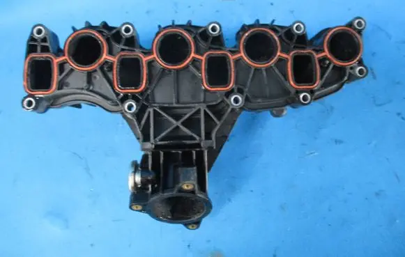 Volkswagen PASSAT B7 Intake manifold 03L29711AM
