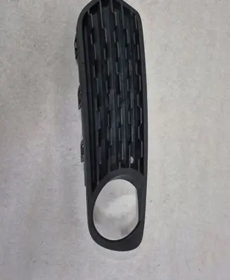 BMW 1 F20 F21 Front bumper lower grill 7245869