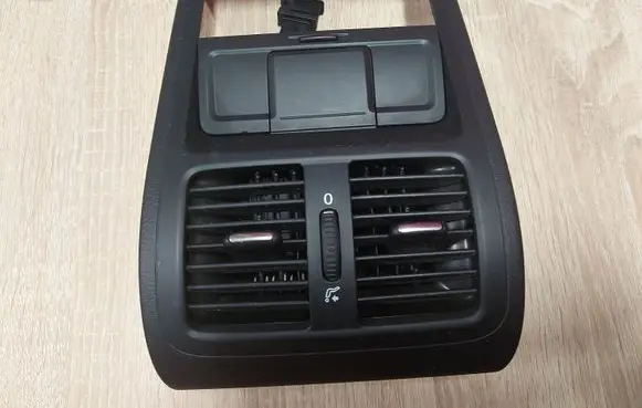 Volkswagen PASSAT B6 Rear air vent grill 3C0819203