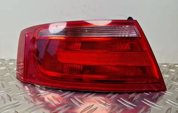 Audi A5 8T 8F Rear/tail lights 8T0945095