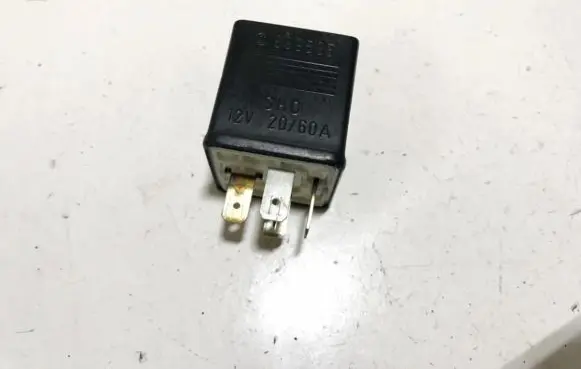 Audi A6 S6 C4 4A Other relay 8a0951253a 203