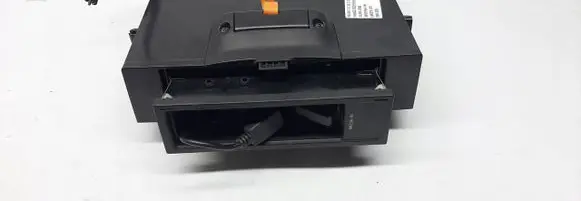 Volkswagen PASSAT CC Head unit multimedia control 5N0035341B