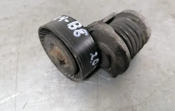 Audi A4 S4 B8 8K Generator/alternator belt tensioner 038903315AH