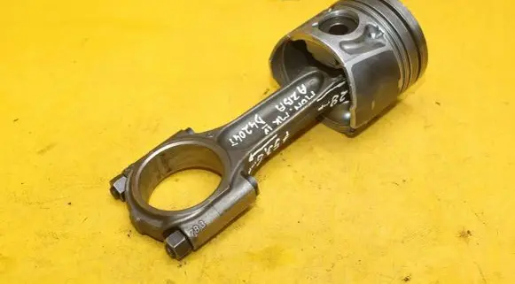 Ford Mondeo MK IV Piston with connecting rod 085190