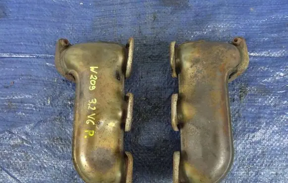 Mercedes-Benz CLK A209 C209 Intake manifold