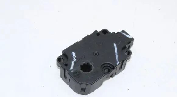 Mercedes-Benz A W177 Air flap motor/actuator A0999063502