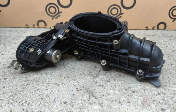 Mercedes-Benz C W205 Intake manifold A6510905737