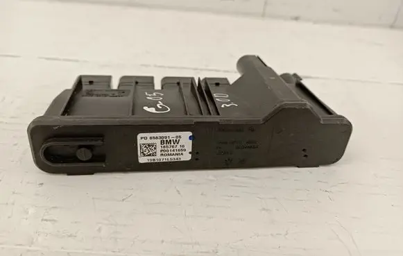 BMW 5 F10 F11 Power management control unit 8583091 P00141660 P00141659