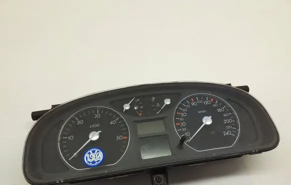 Renault Laguna II Speedometer (instrument cluster) 8200218888 501018880079 6K1CYY62