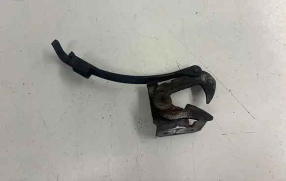 Peugeot 308 Engine bonnet/hood lock/latch loop/hook 