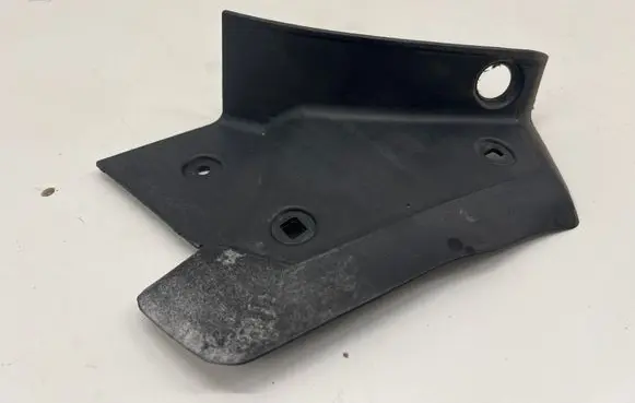 Peugeot 3008 III Rear/tail light trim molding 9845204780