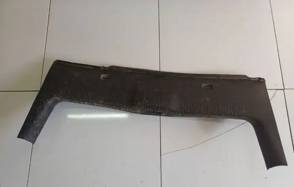 Volkswagen Golf IV Other trunk/boot trim element 1J6863459C