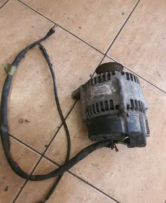 Ford Escort Generator/alternator 95FF10300AA 33321257 A115F70