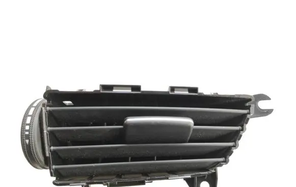 Mercedes-Benz C W204 Dash center air vent grill A2048306054