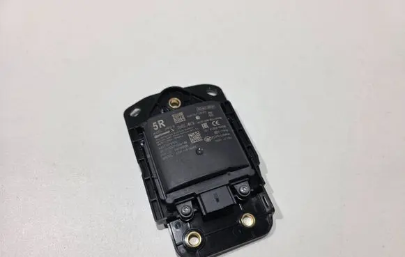 Nissan Leaf II (ZE1) Blind spot module A2077378702 CCAB15LP1650T9 284K06NK2A