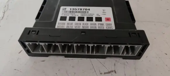 Opel Insignia A Comfort/convenience module 13578704