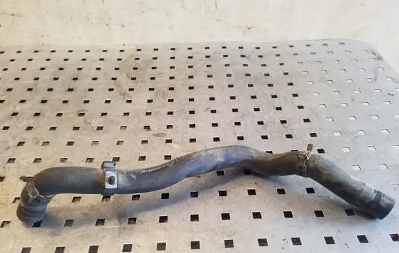 Volkswagen Transporter - Caravelle T4 Engine coolant pipe/hose 701819373L