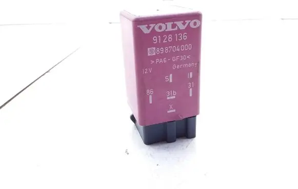 Volvo S70 V70 V70 XC Hazard warning light relay 9128136 898704000