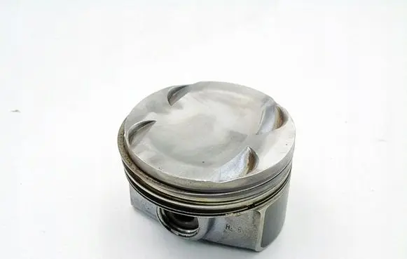Seat Ibiza IV (6J,6P) Piston 7490A