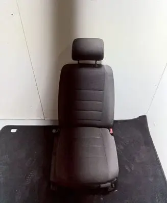 Volkswagen Touareg I Front passenger seat 