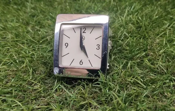 Mercedes-Benz E W212 Clock A2188270070