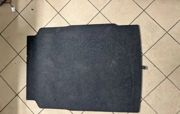 Trunk/boot floor carpet liner