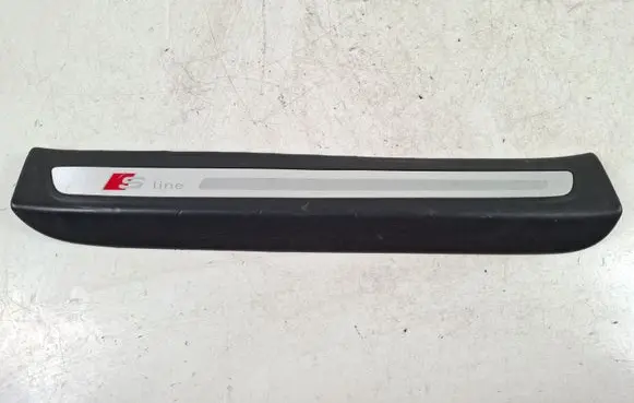 Audi Q7 4L Rear sill trim cover 4L0853376E