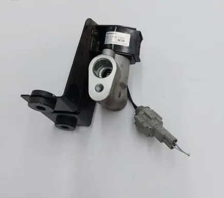 Air conditioning (A/C) expansion valve