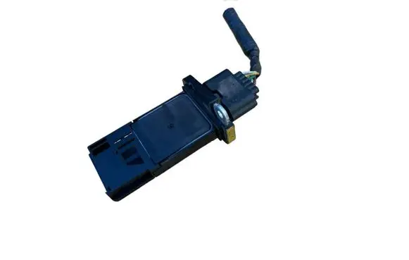 Nissan Juke I F15 Mass air flow meter AFH70M86 226801MB0A