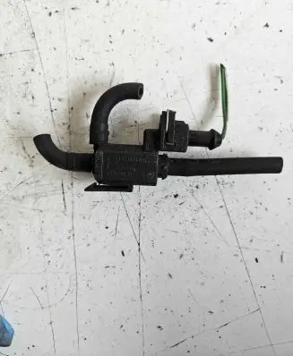 Volvo V70 Turbo solenoid valve 72224001 1275924