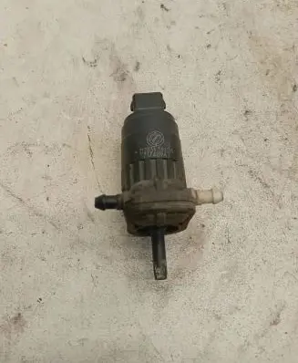 Alfa Romeo 159 Windscreen/windshield washer pump 71740942 D28313906