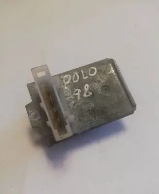 Volkswagen Polo III 6N 6N2 6NF Heater blower motor/fan resistor 701959263A H17838752E