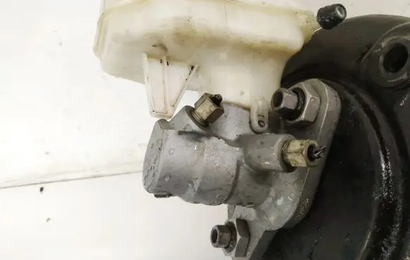 Opel Insignia A Master brake cylinder