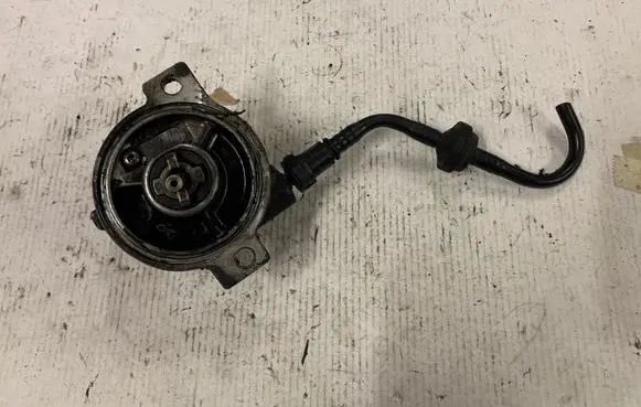 Opel Astra G Vacuum pump 90531195 0252738 249994