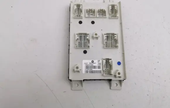 Maserati Ghibli Comfort/convenience module 68226670AA