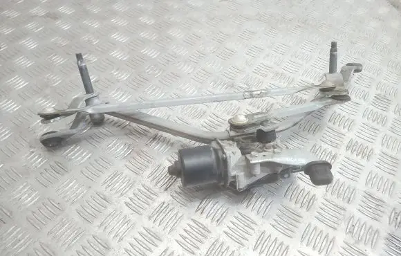 Renault Captur Front wiper linkage and motor