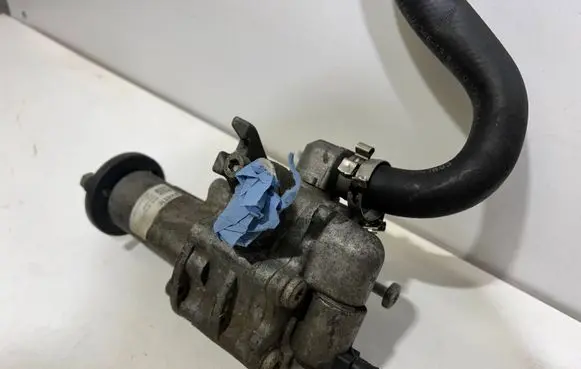 BMW 7 F01 F02 F03 F04 Power steering pump 677617001 LH2115343
