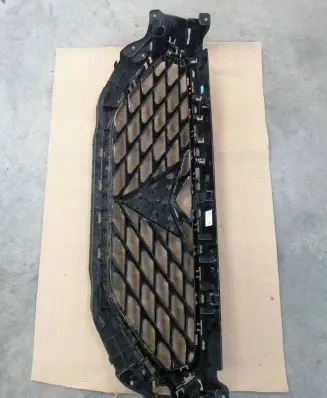 Cupra Formentor Front bumper upper radiator grill 5FF853651C