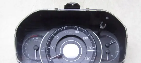 Honda CR-V Speedometer (instrument cluster)