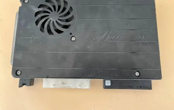Sound amplifier