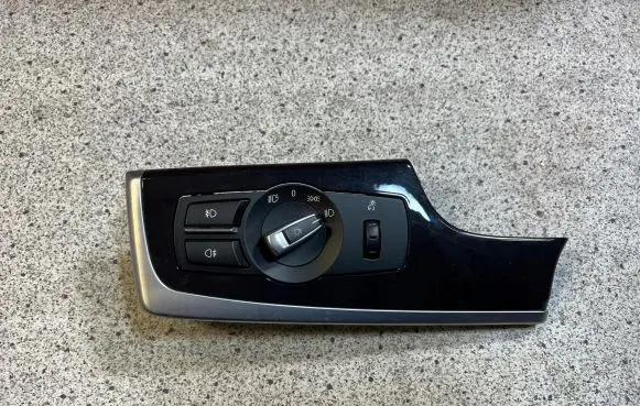 BMW X3 F25 Light switch