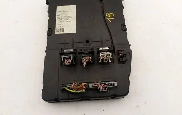 Renault Megane II BSM Control unit 8200305575