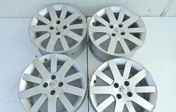 Peugeot 207 R17 alloy rim CH4-26 3717 0H26