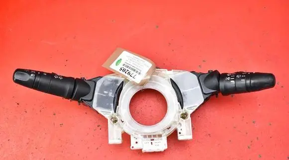 Nissan Primera Other switches/knobs/shifts 25540AV620